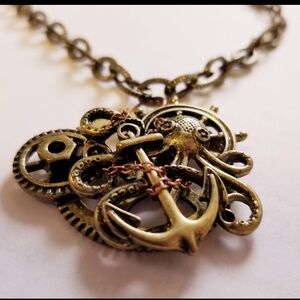 Steampunk Octopus‎ Necklace
